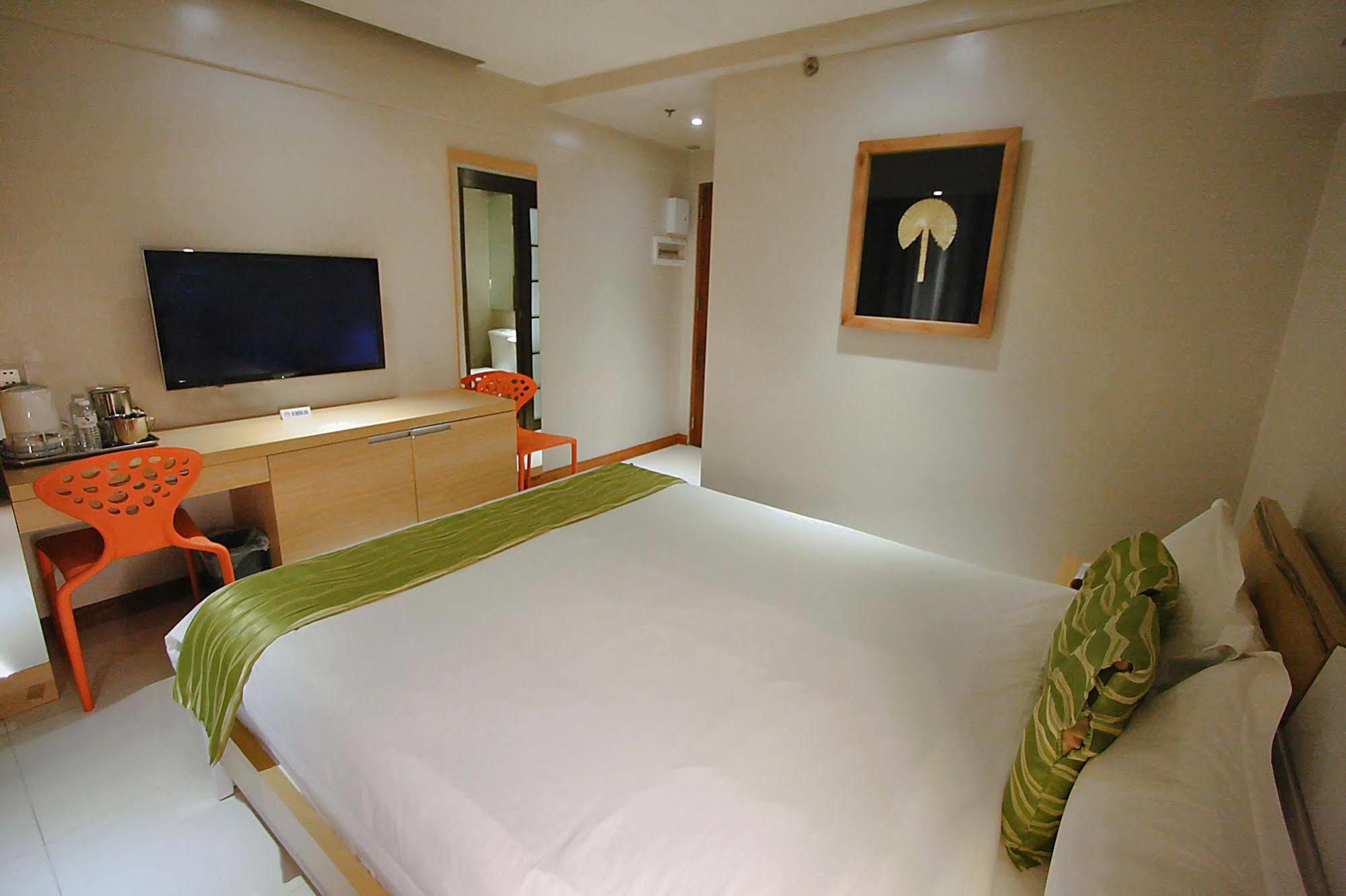 The Suez Serviced Studios Makati Makati City Ngoại thất bức ảnh