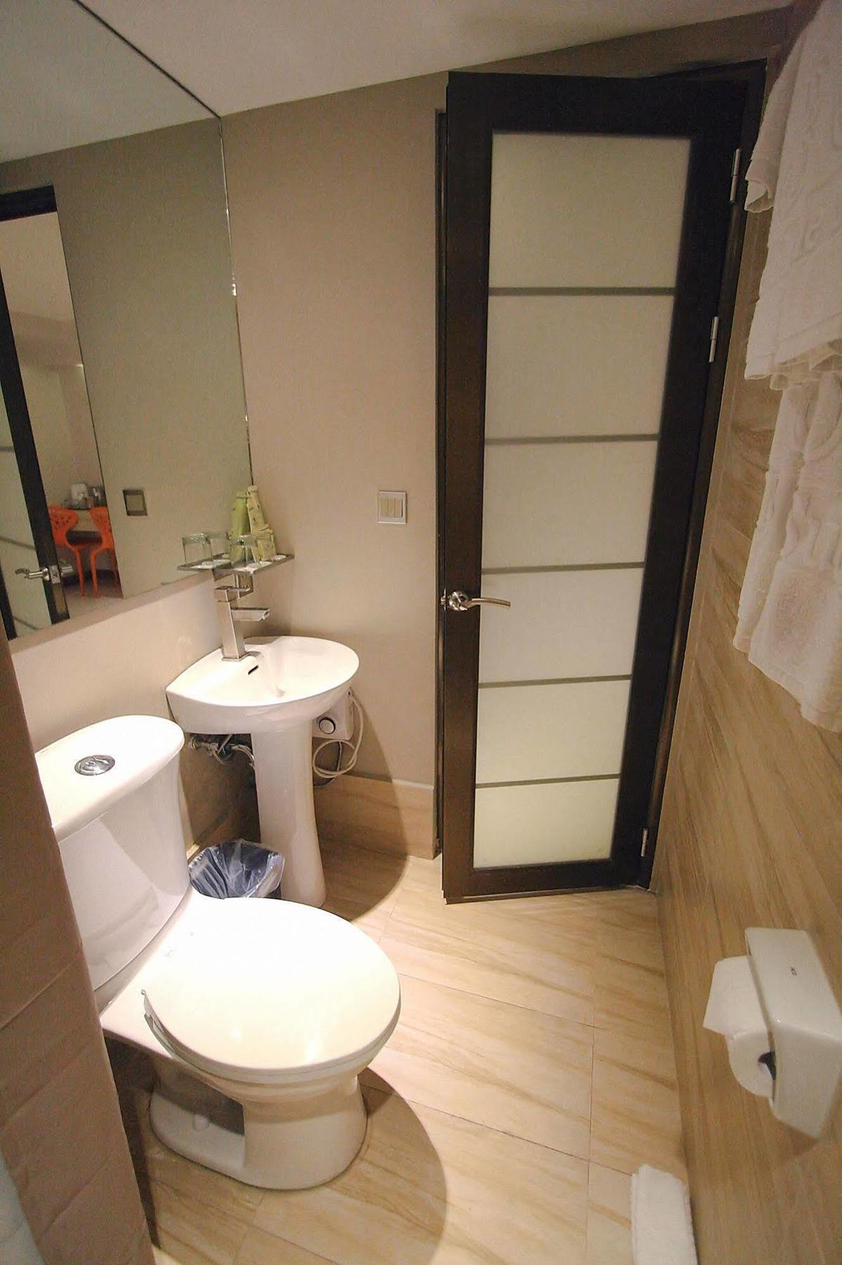 The Suez Serviced Studios Makati Makati City Ngoại thất bức ảnh