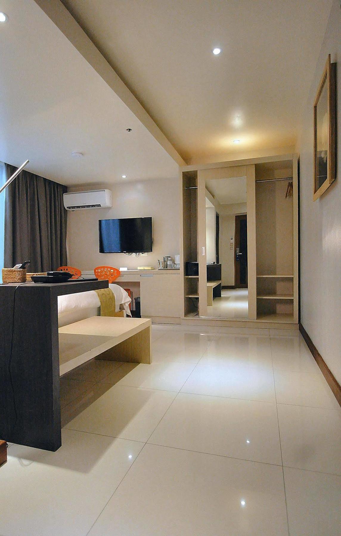 The Suez Serviced Studios Makati Makati City Ngoại thất bức ảnh