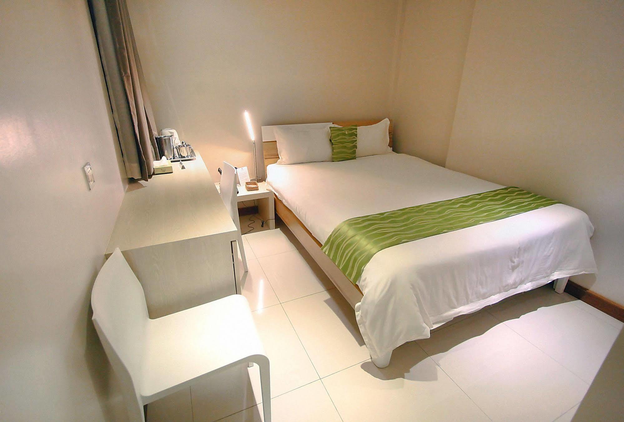 The Suez Serviced Studios Makati Makati City Ngoại thất bức ảnh