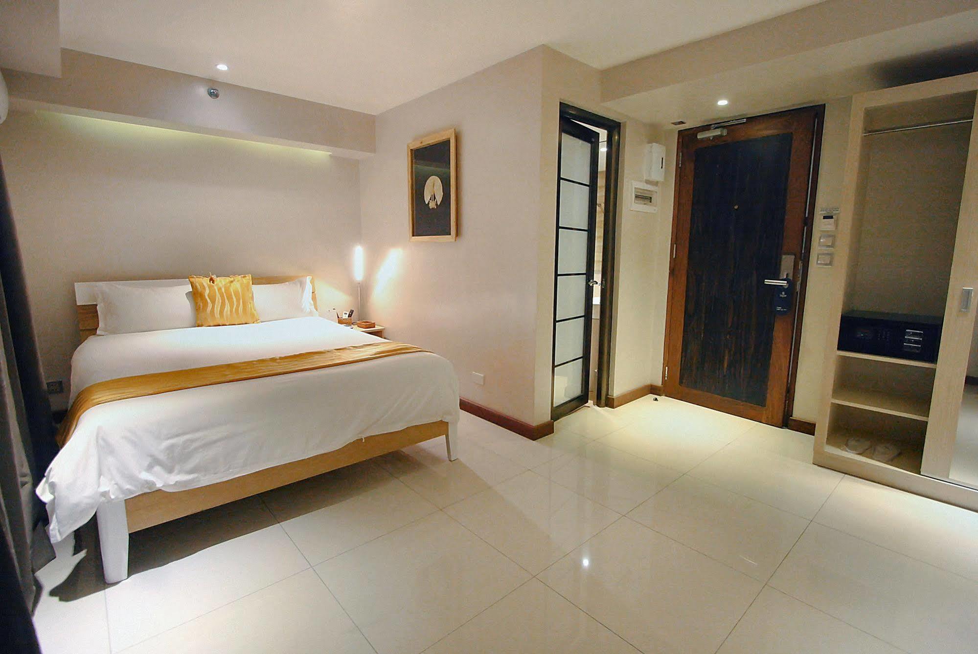 The Suez Serviced Studios Makati Makati City Ngoại thất bức ảnh