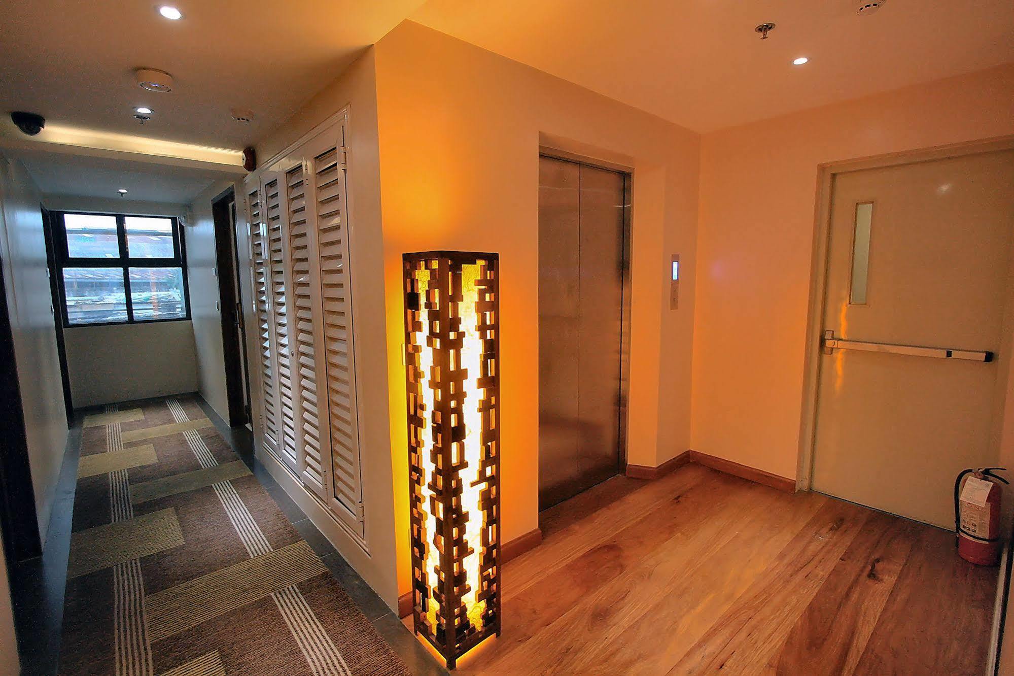 The Suez Serviced Studios Makati Makati City Ngoại thất bức ảnh